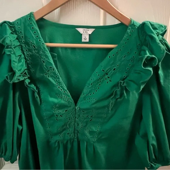 Crown & Ivy Green Ruffled Women's Top L - Picture 3 of 4